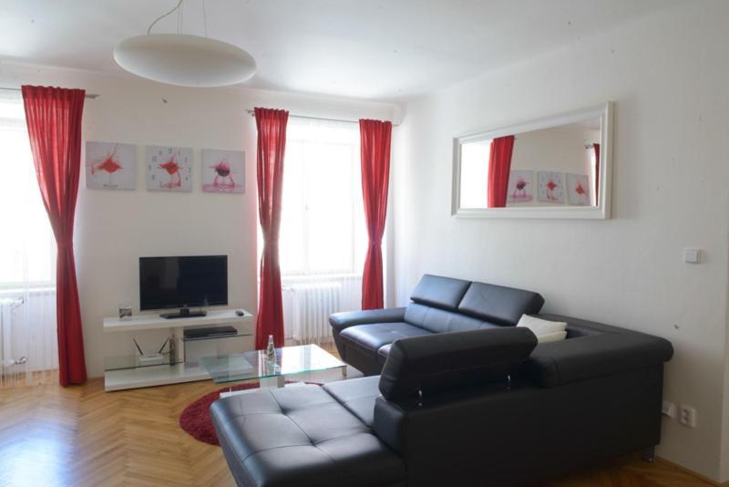 Apartments Old Town Square 27 Prague Bilik gambar